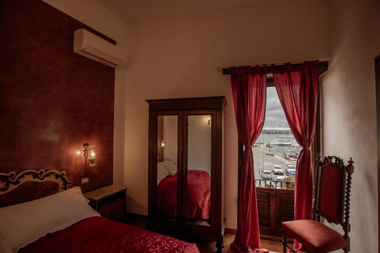 Palazzo Giunta - Porta Marina Ortigia Bed & Breakfast Syracuse Exterior foto