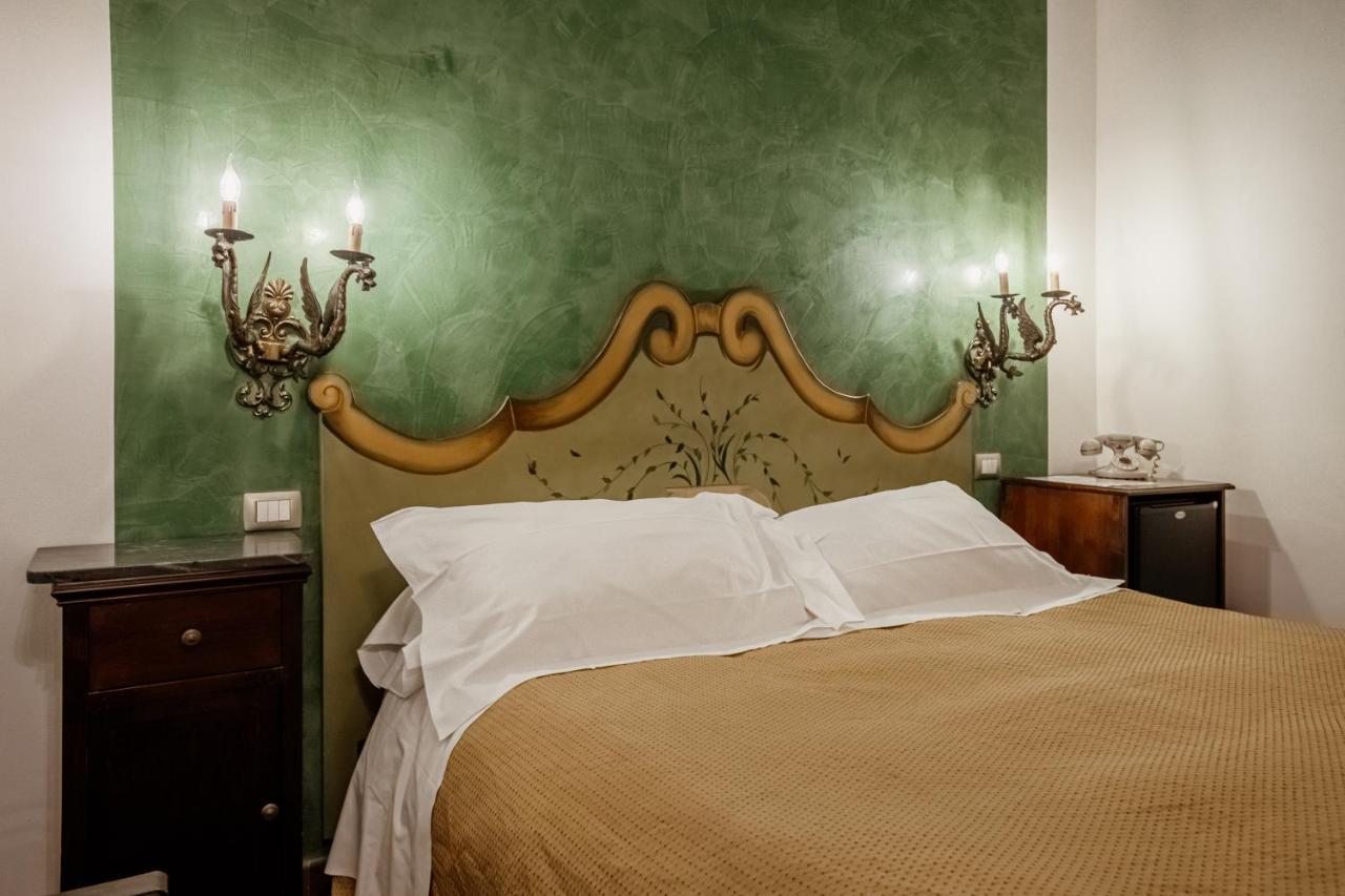 Palazzo Giunta - Porta Marina Ortigia Bed & Breakfast Syracuse Exterior foto
