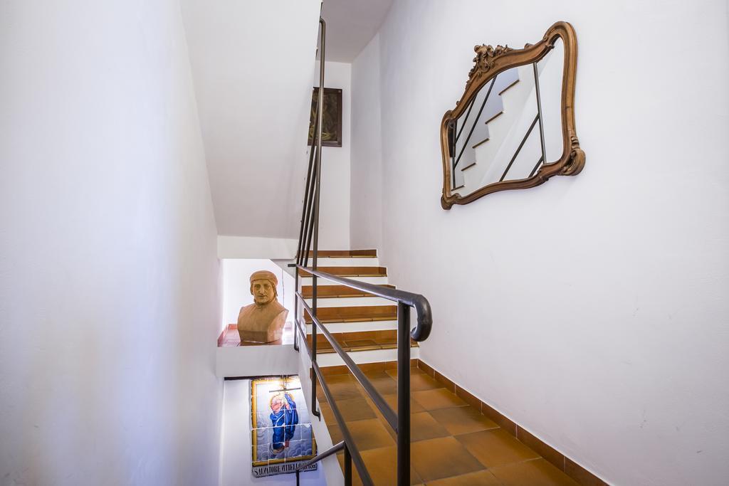 Palazzo Giunta - Porta Marina Ortigia Bed & Breakfast Syracuse Exterior foto