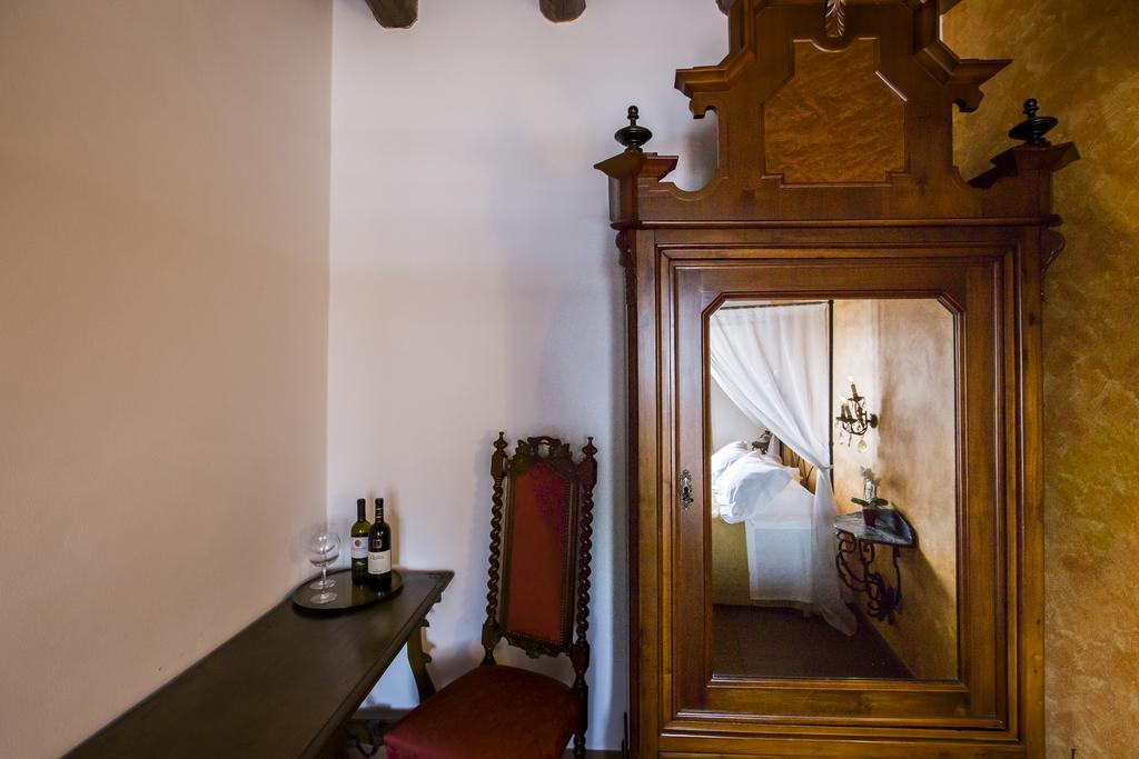 Palazzo Giunta - Porta Marina Ortigia Bed & Breakfast Syracuse Exterior foto